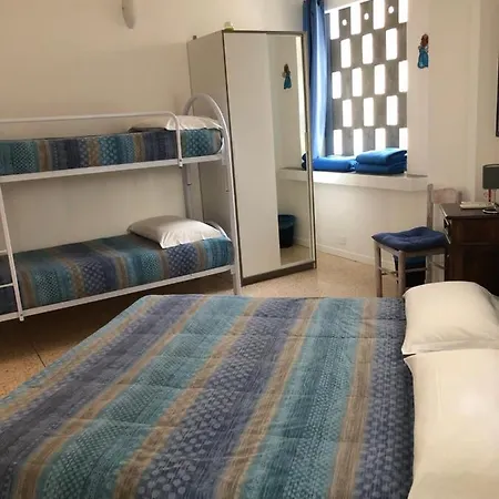 بيت ضيافة Joy Living