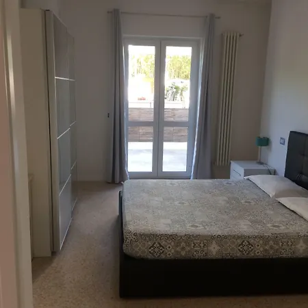 بيت ضيافة Joy Living ساندرا