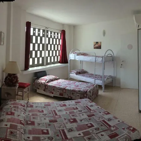 Joy Living بيت ضيافة ساندرا