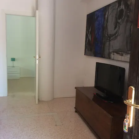 Joy Living Konukevi 3*