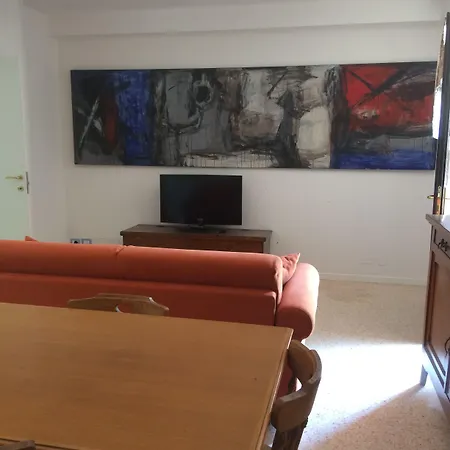 Konukevi Joy Living 3*