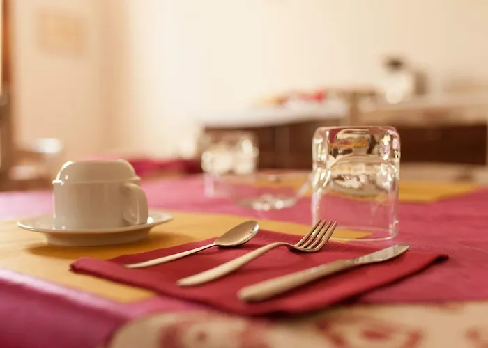 Joy Living 3* Sandra