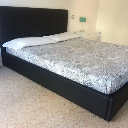 Joy Living Gasthuis 3*